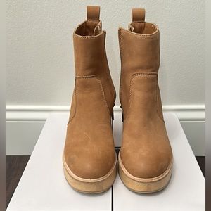 Dolce Vita Booties size 8